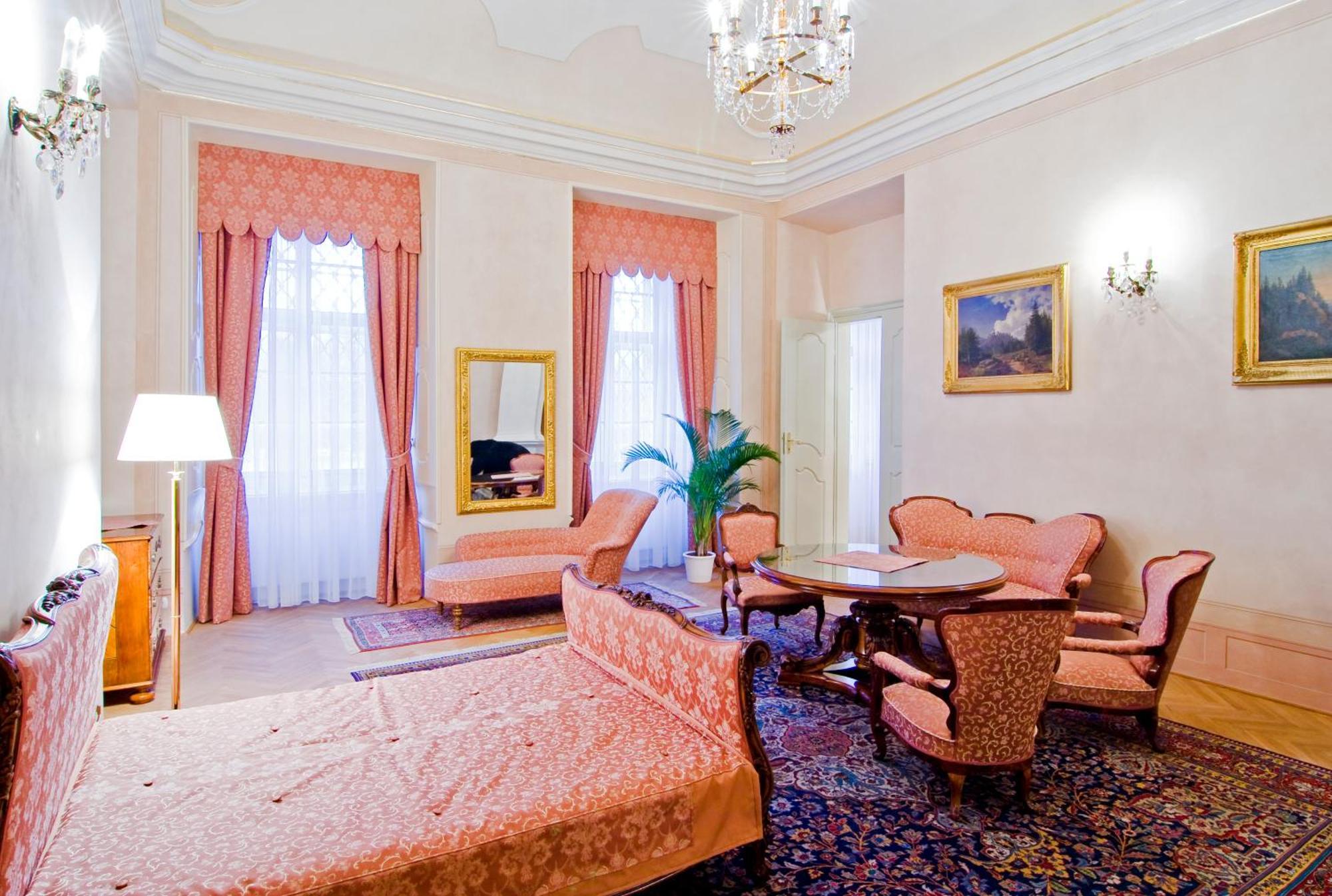 Château Liblice Byšice Extérieur photo