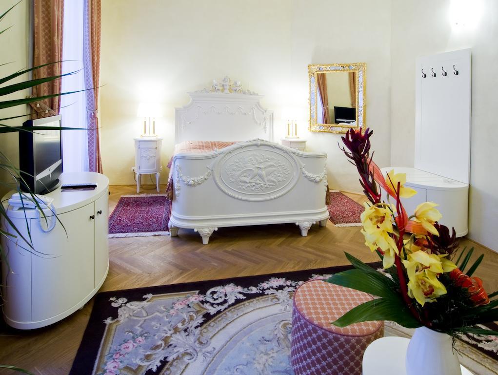 Château Liblice Byšice Extérieur photo