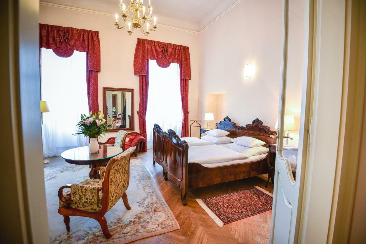 Château Liblice Byšice Extérieur photo