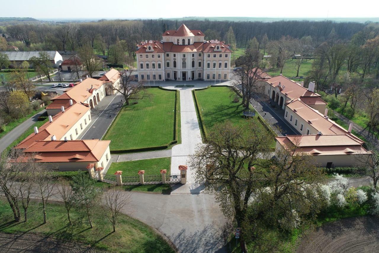 Château Liblice Byšice Extérieur photo