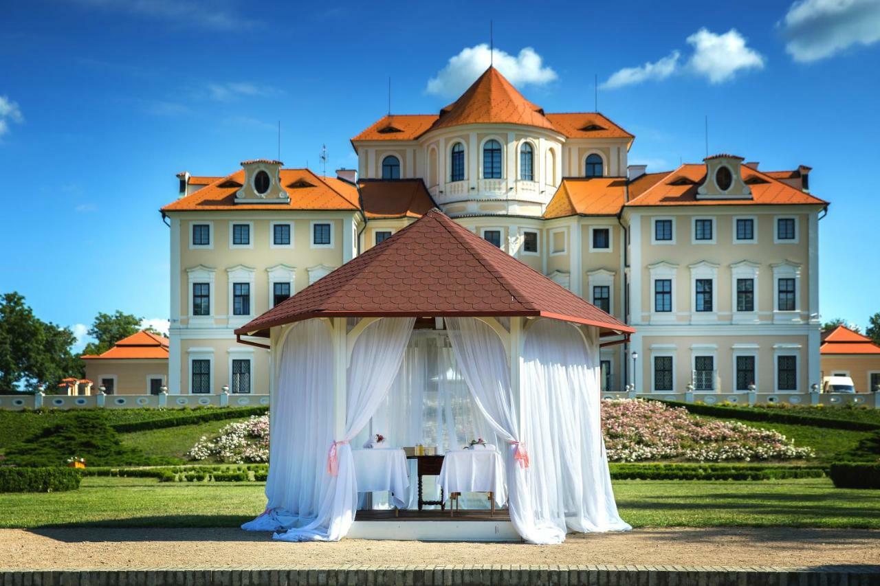 Château Liblice Byšice Extérieur photo